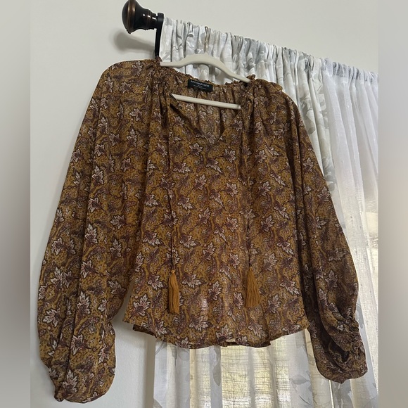 MINK PINK Tarsus Raglan Sleeve Blouse in Medium - Picture 2 of 7